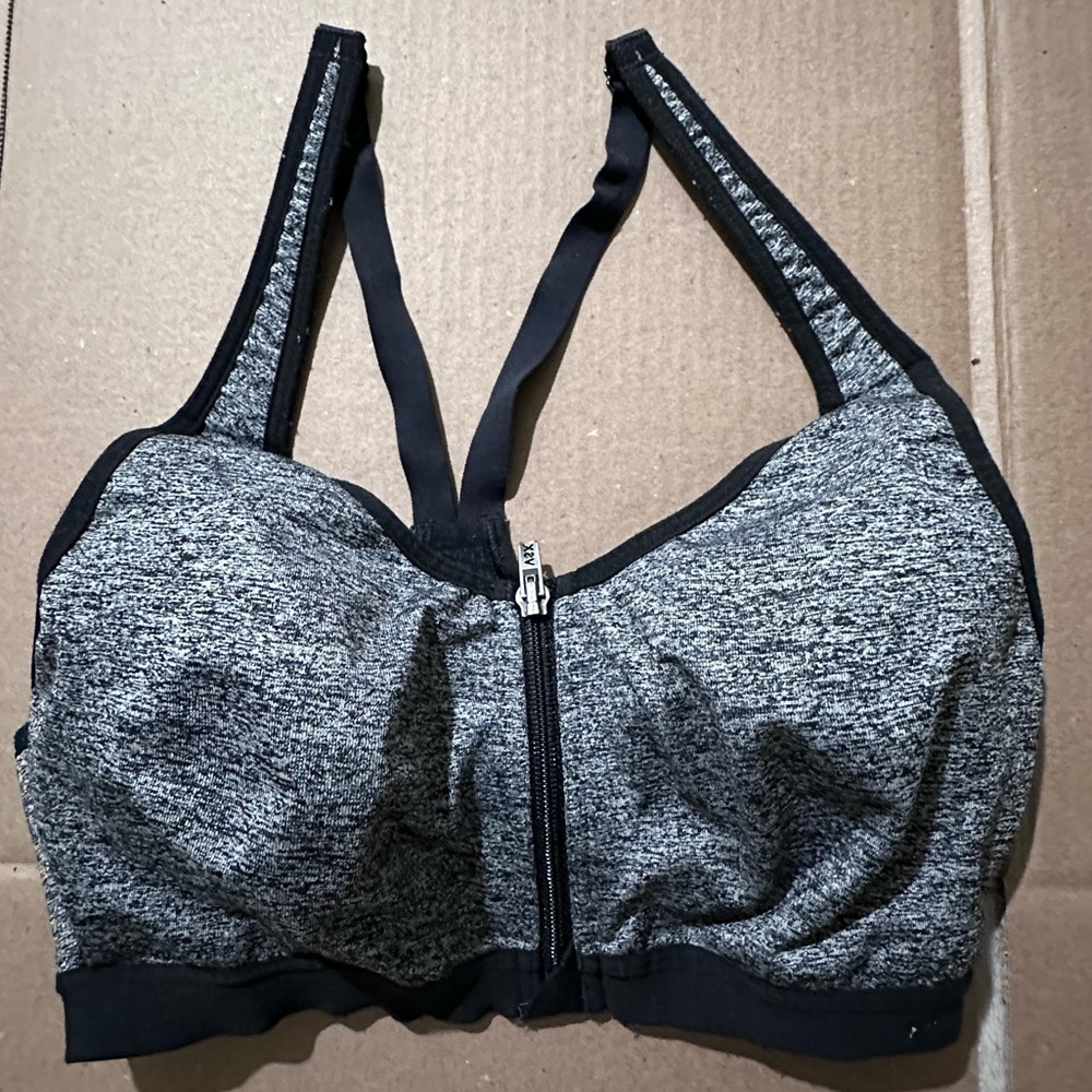 VICTORIAS SECRET SPORT VSX 32C GRAY SPORTS BRA HIGH IMPACT ZIP FRONT BLACK 32 C